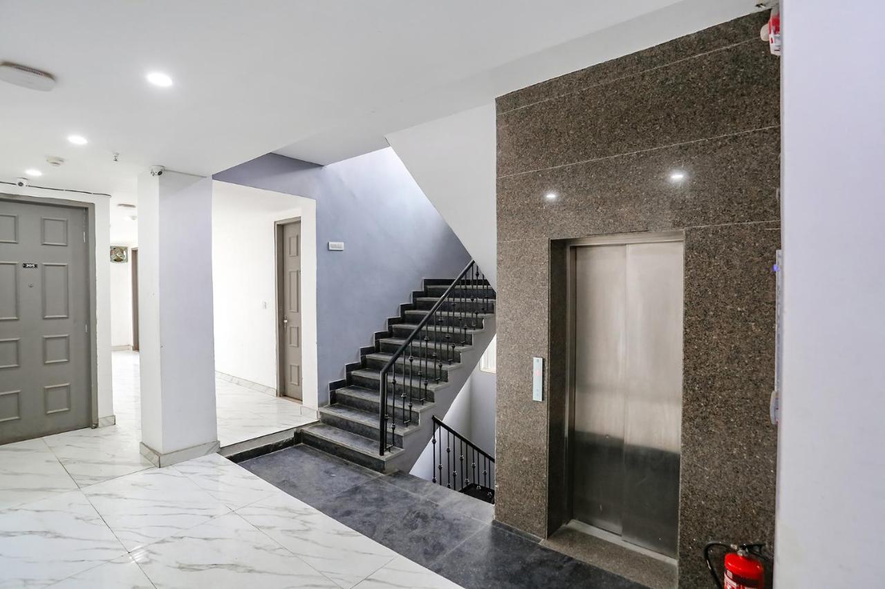 Fabhotel Vat - Meera Bagh Delhi  Exterior photo